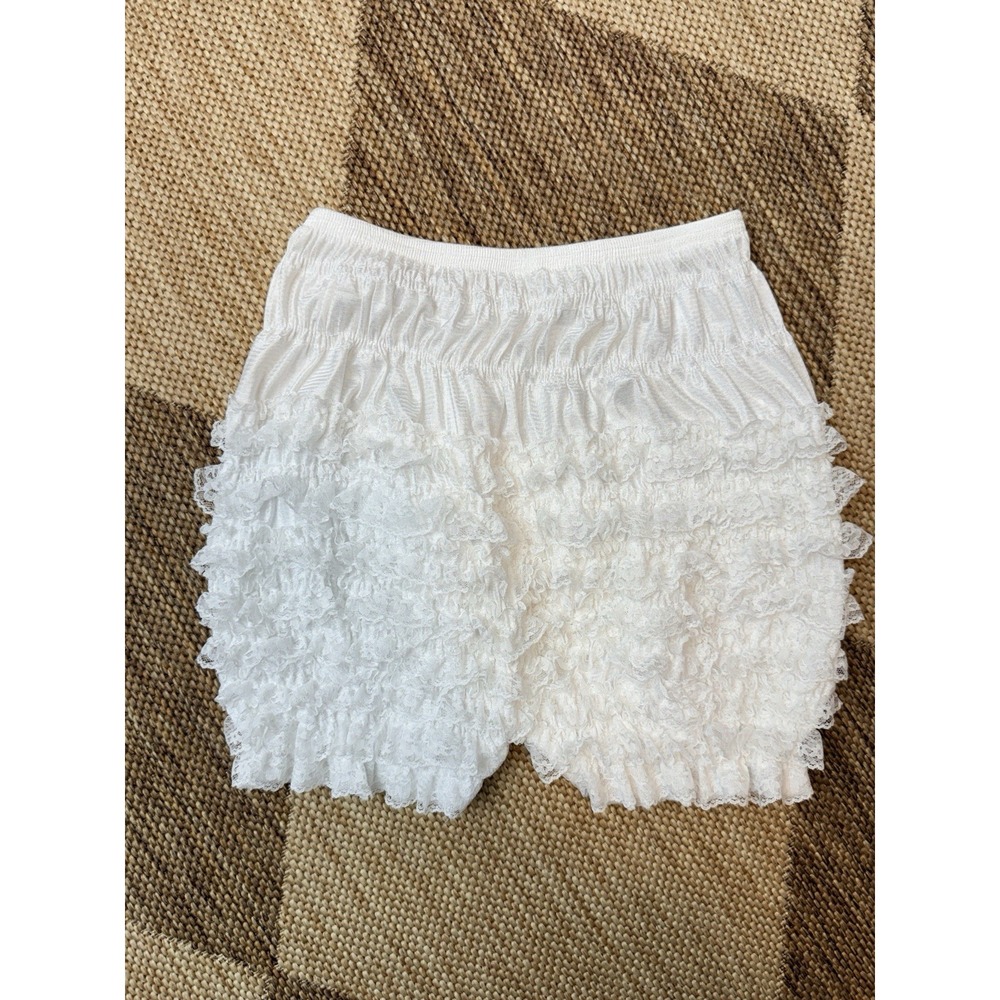 Women's Ruffle & Lace Bloomer Shorts White Size Small